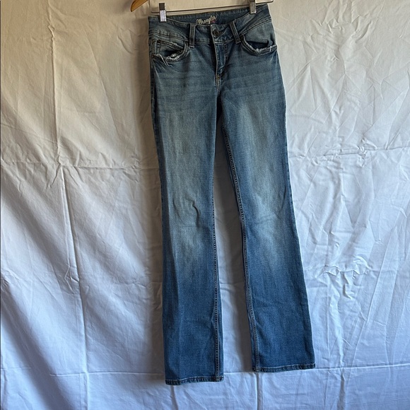 #567 Wrangler Women's Boot Cut Blue Jeans - Picture 1 of 6